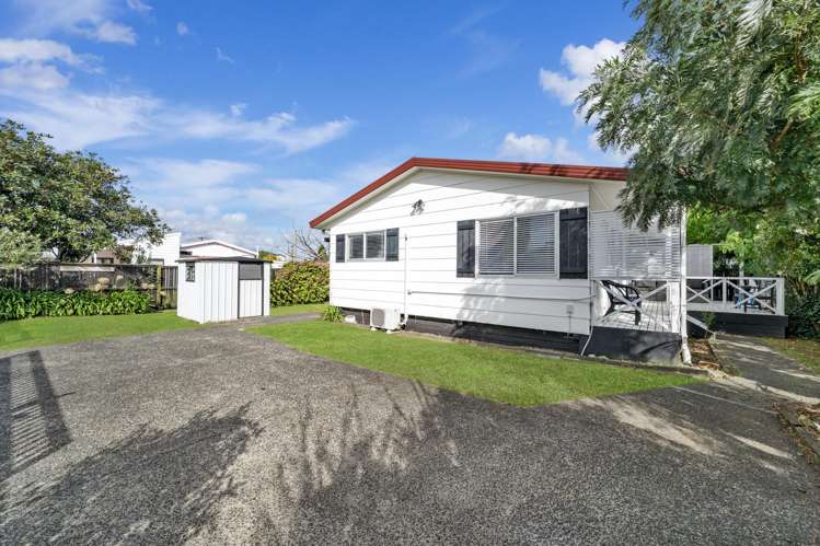 1/94A Clevedon Road Papakura_7