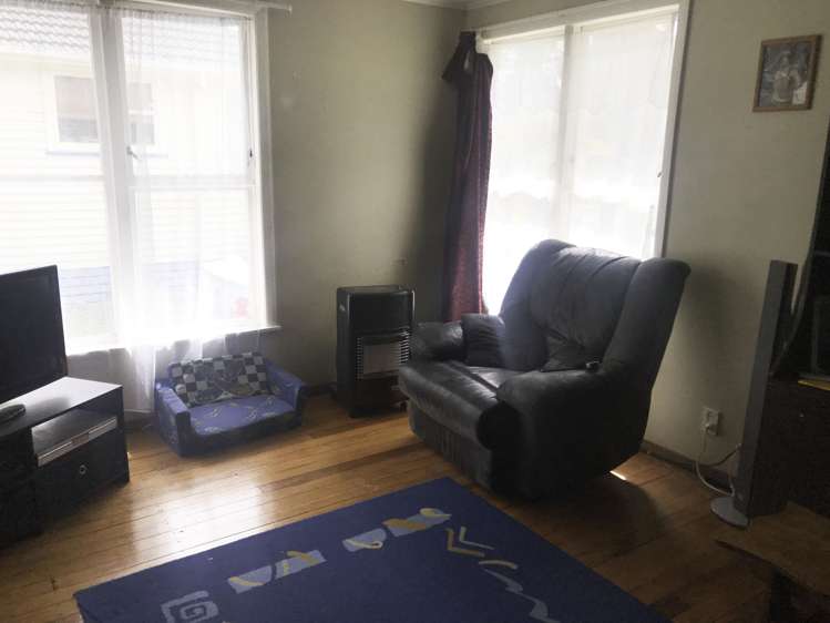 196 Golf Road Taumarunui_6