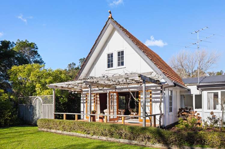 25 Massey Road_0