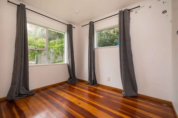 14 Shanaway Rise Hillcrest_9