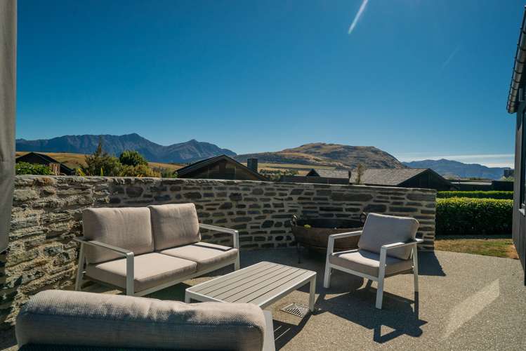 41 Rannoch Drive Jacks Point_3