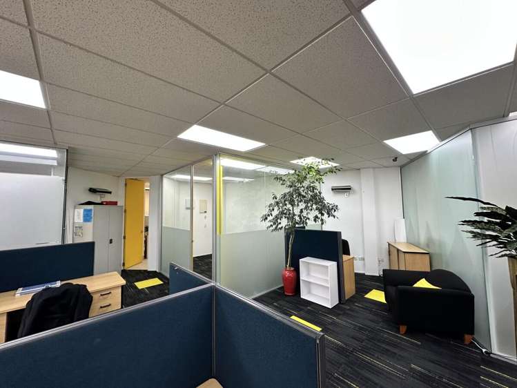 4/1-3 Rhone Avenue Te Atatu Peninsula_7