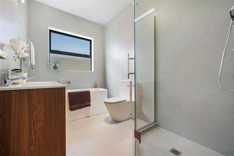 69 Ta Moko Drive Gulf Harbour_30