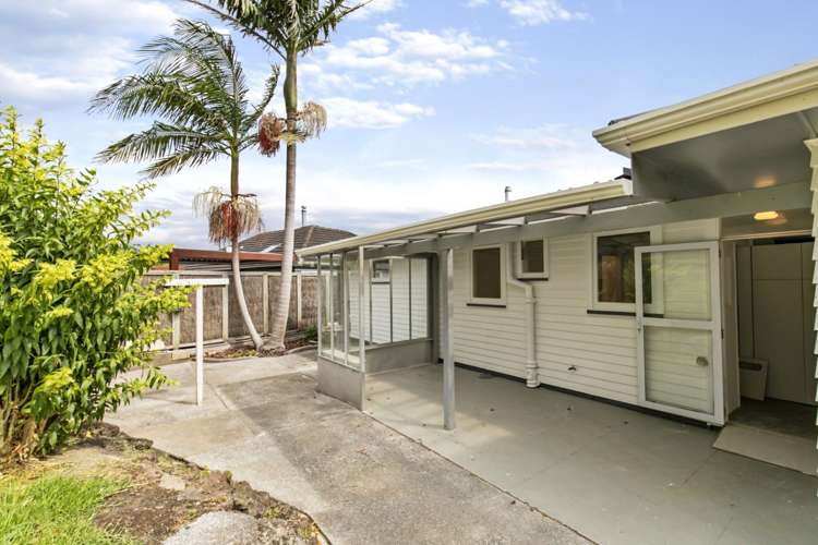 68 Selwyn Crescent Forrest Hill_10
