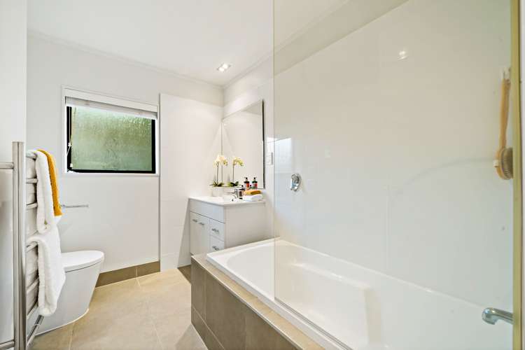 86 Hebron Road Waiake_28