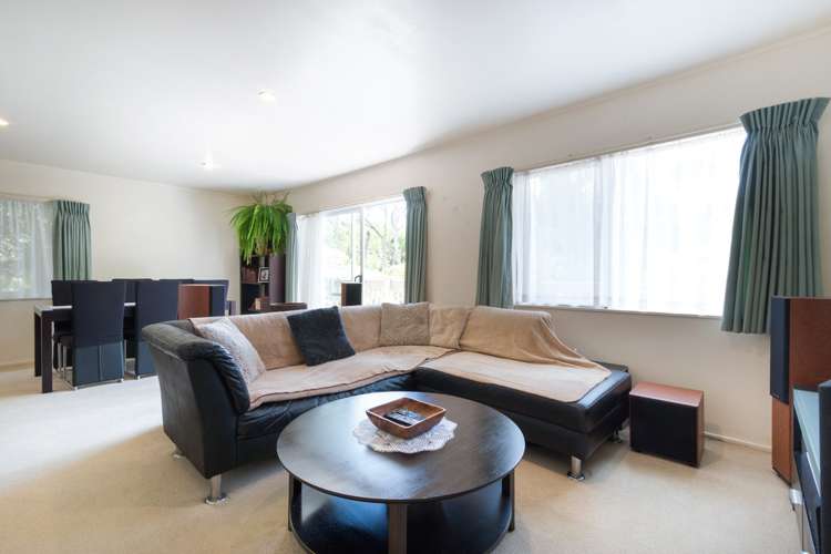 2/47 Kaipatiki Road Glenfield_5