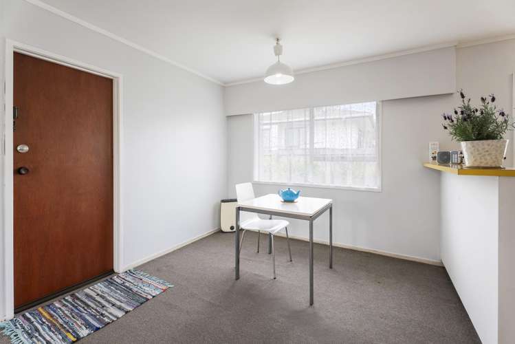 2/24 Waimana Road Conifer Grove_9