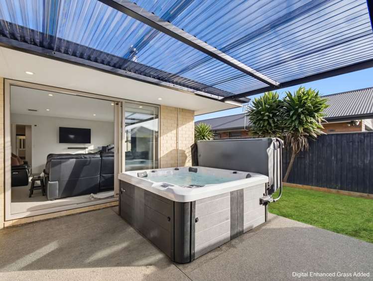 9 Lawrence Drive_1