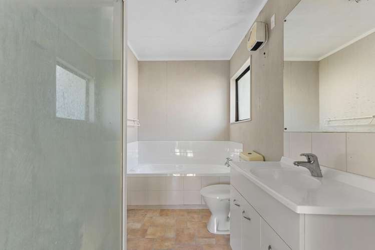 2/9 Edmund Hillary Avenue Papakura_9
