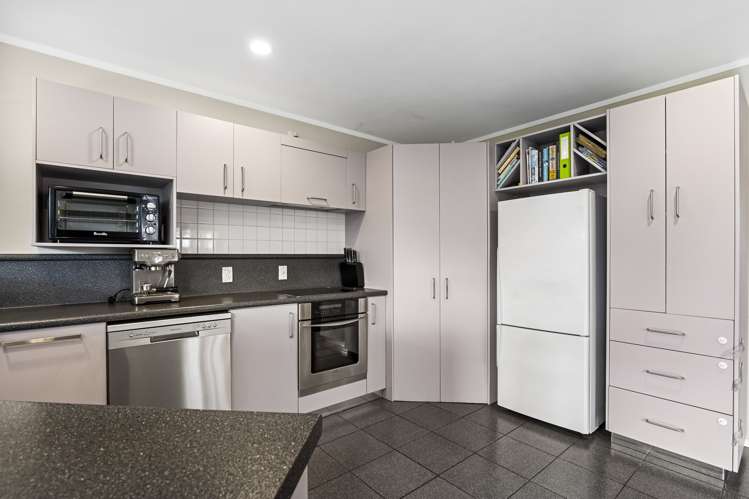 69 Murray Avenue Hawera_6