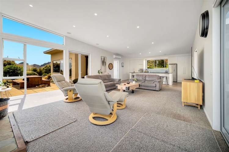 354 Bridge Valley Road Wakefield_5