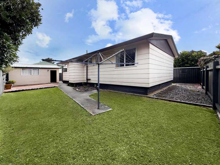2/16 Bunnythorpe Road Papakura_14