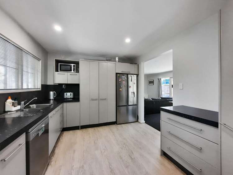 70 Maidstone Road 1464_2