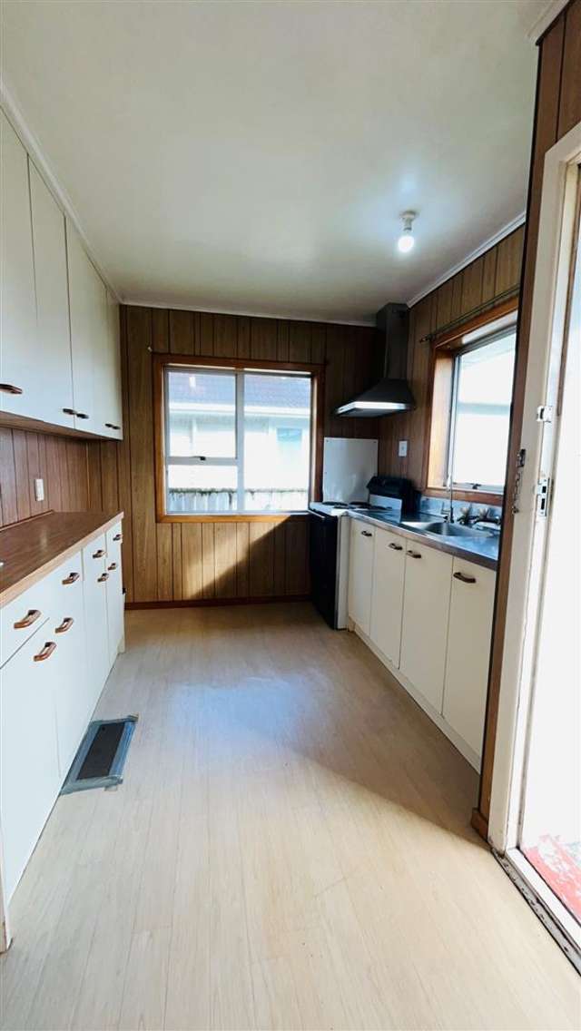 29 Vodanovich Road Te Atatu South_2