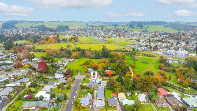 3 Norrie Place Hillcrest_21