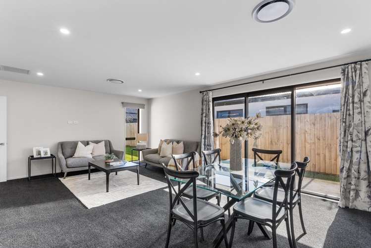 10 Pitcaithly Street_3