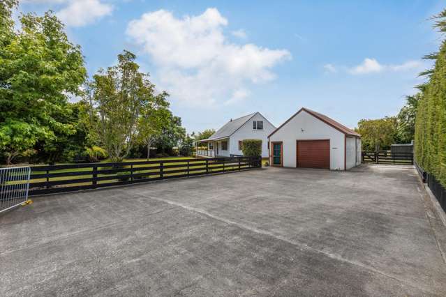 Country Charm, Space & Serenity – Lifestyle Living Just Minutes from Levin