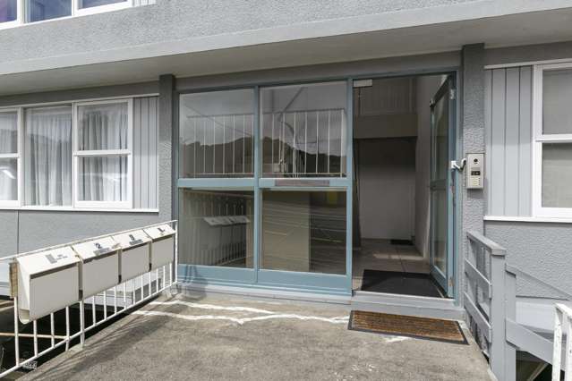 3/229 Karori Road Karori_3