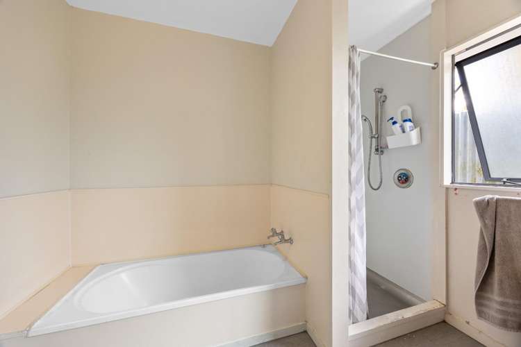 2/49 Clevedon Road Papakura_12