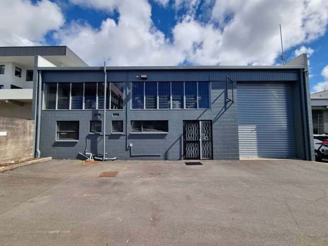 REFURBISHED MANUKAU INDUSTRIAL 312M²