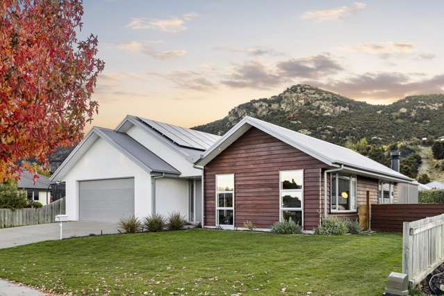 10 Snowberry Street Albert Town_1