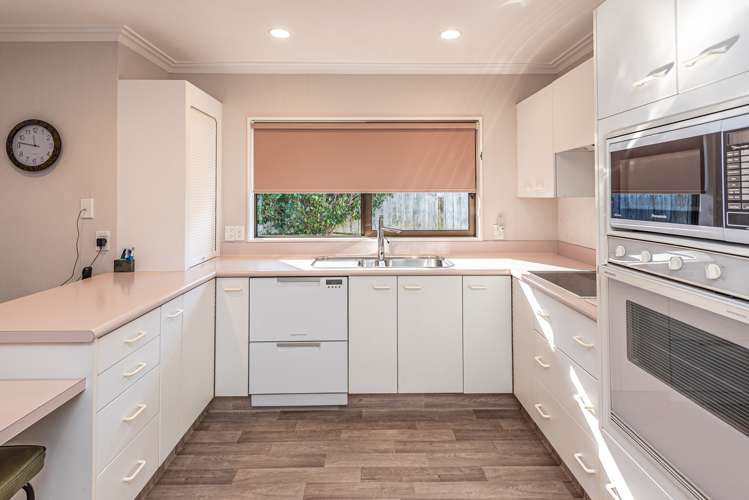 33 Downes Avenue Springvale_7