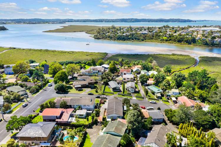 1/4 Wickstead Place Massey_28