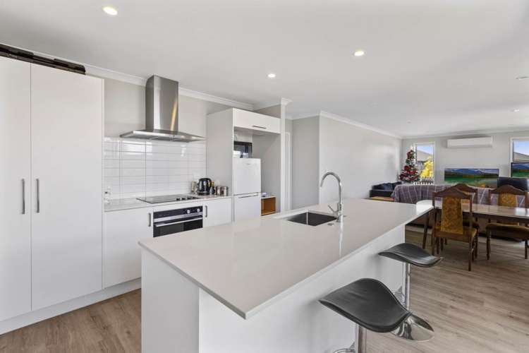 1 Tractor Way Papamoa_12