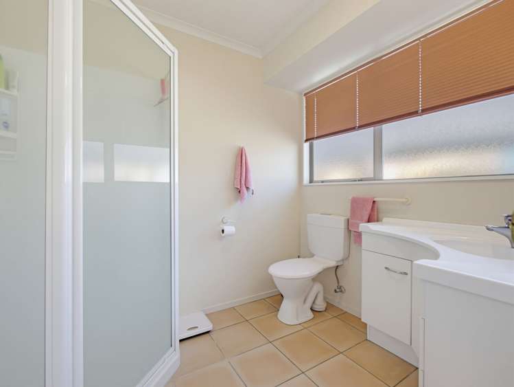 10 Chatswood Place Rototuna_17