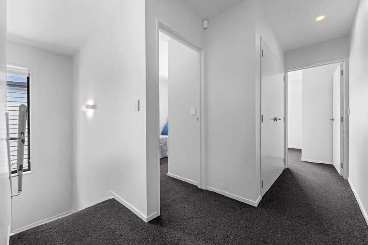 66 Matawhanga Drive Wattle Downs_14