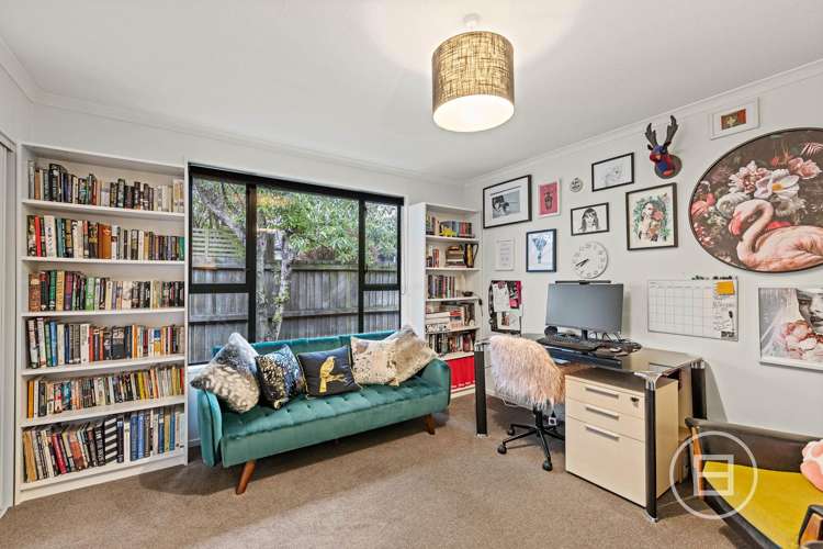 16 Shearwater Drive Woolston_10