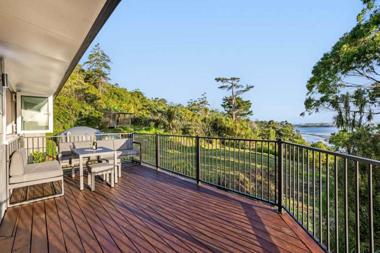 3 Riverhaven Drive Stanmore Bay_5