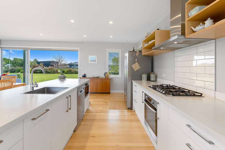 2 Pukeko Way Amberley_13