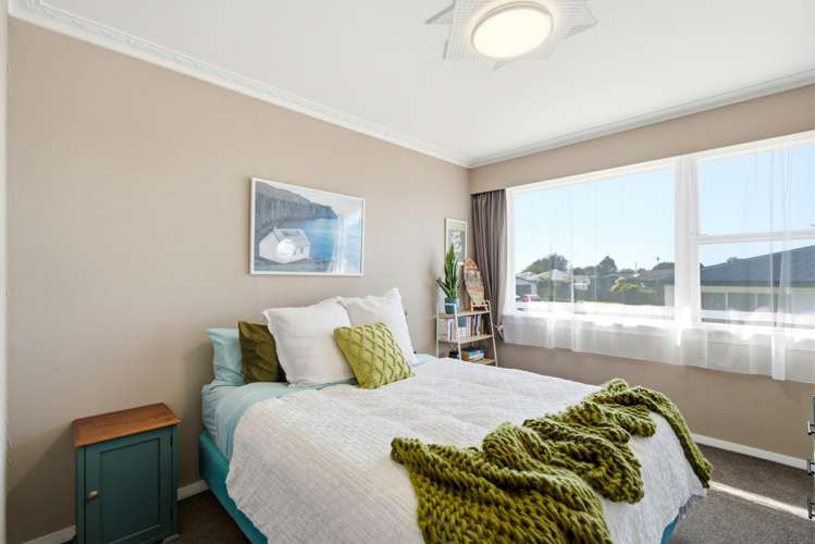 9 Glenalmond Crescent Rockdale_11