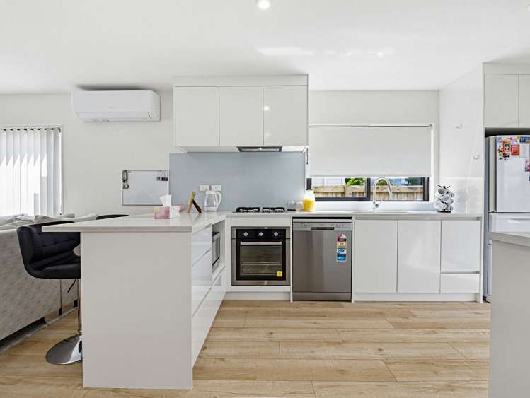 160D Hill Road The Gardens_3