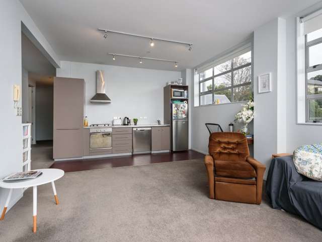 403/20 Hanson Street Mount Cook_3