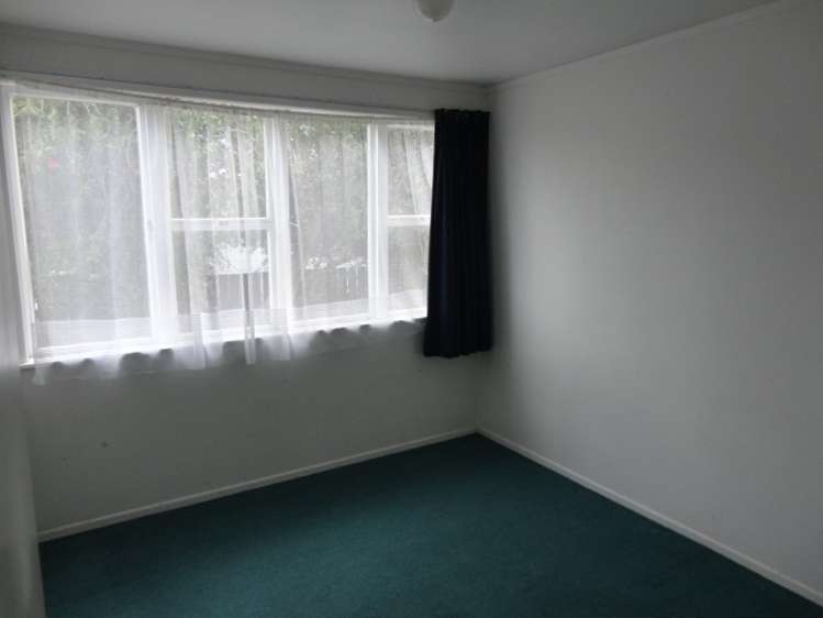 19 Archibald Road Kelston_12