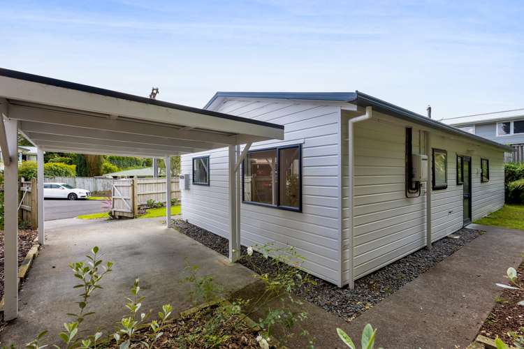 31 Beaumont Crescent Frankleigh Park_19