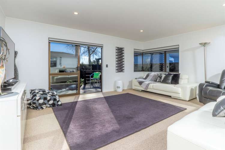 11d Lemari Avenue Stoke_6