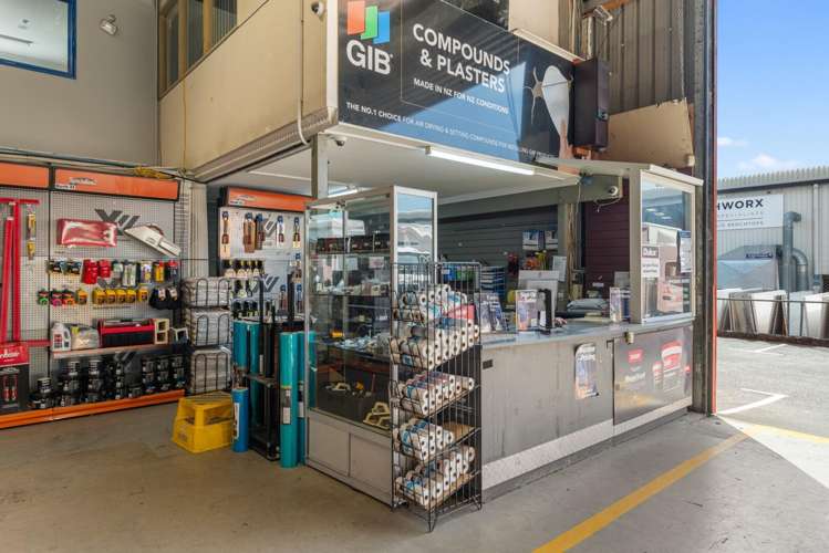 90 and 90D Maleme Street Greerton_18