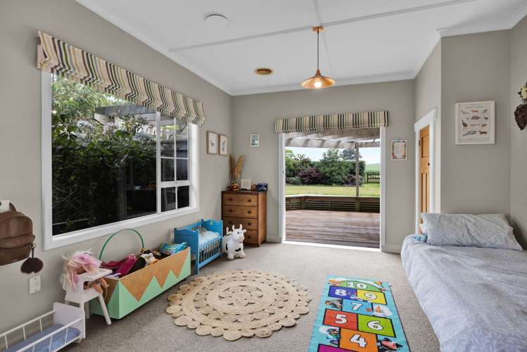 1048 Normanby Road Manaia_18