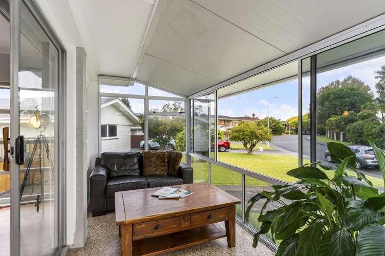 14 Lakeside Drive Pahurehure_15