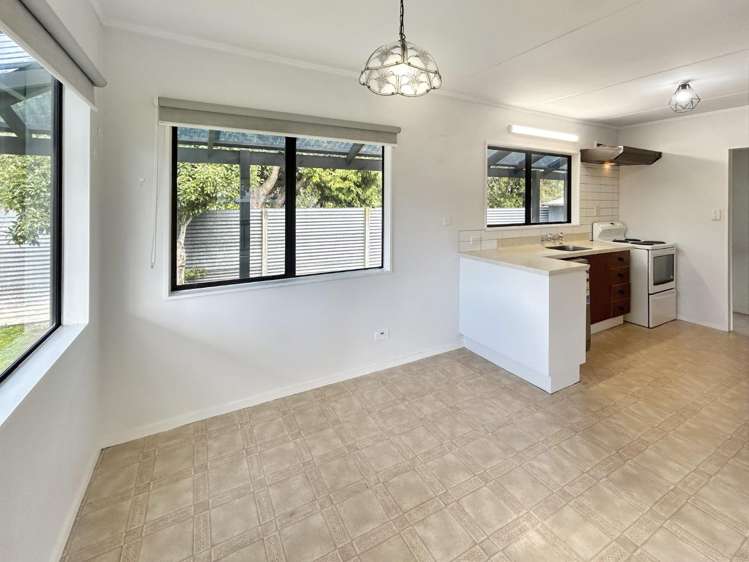 4 Wills Crescent 10920_2