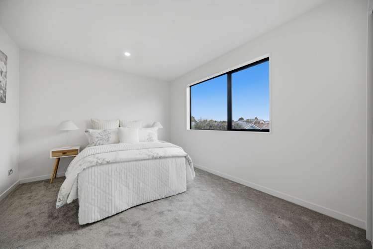 2/67 Wharf Road Te Atatu Peninsula_14