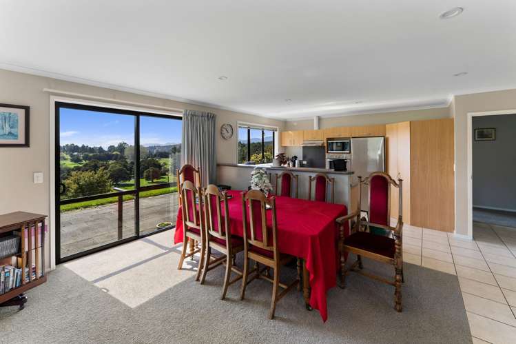 76 Pretty Bridge Valley Road Wakefield_7