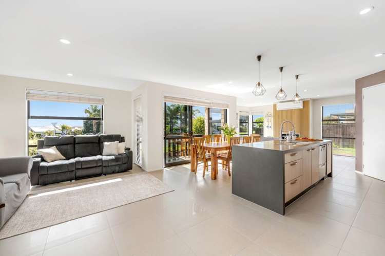 11 Reliance Crescent Beachlands_19