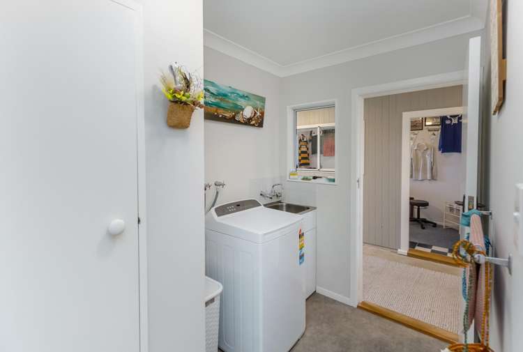 101 Lincoln Road Carterton_18