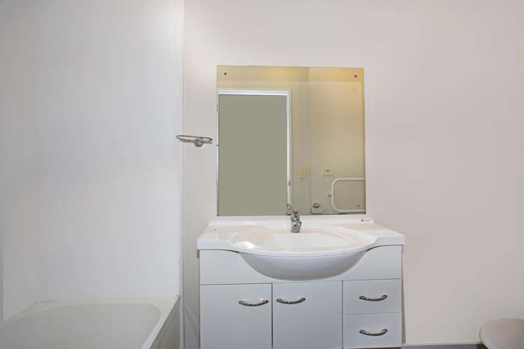 18/3 Tironui Station Road West Takanini_26