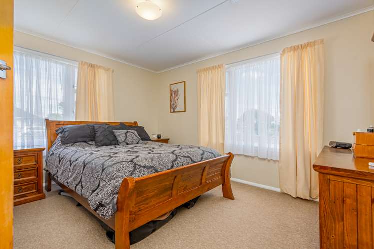 8 Hulke Street Foxton_15