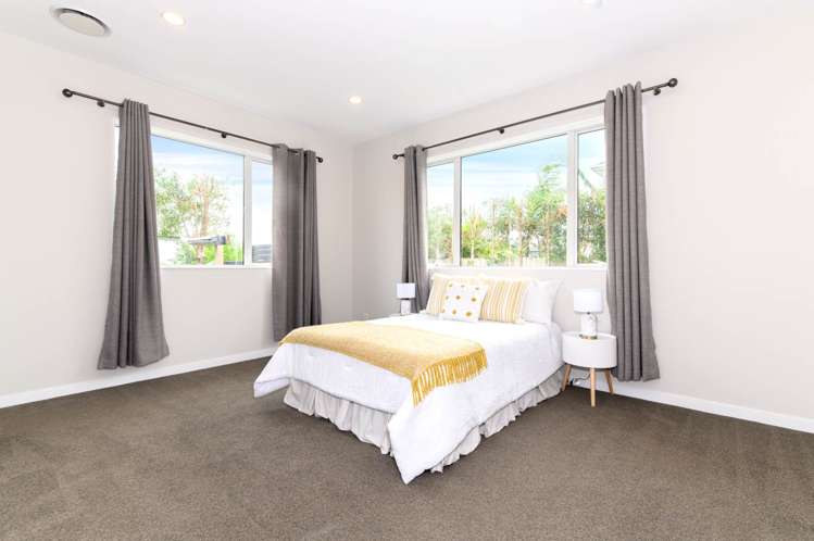 7 Ngaroma House Drive Hobsonville_21